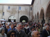 Marea di persone all'inaugurazione della mostra dei Lumi nel 2015